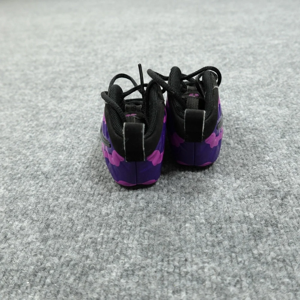Nike brand subject